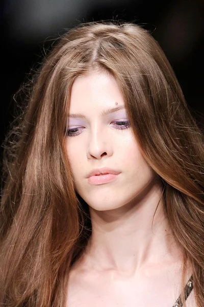 Look 30